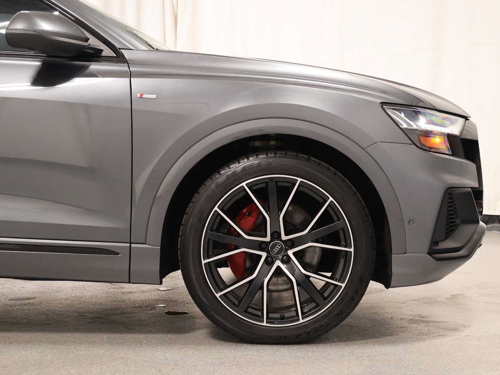 Used 2020 Audi Q8 Prestige w/ Prestige Package AWD/4WD image 11