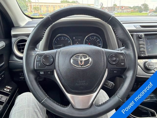Used 2018 Toyota RAV4 Limited w/ Advanced Technology Package AWD/4WD image 10