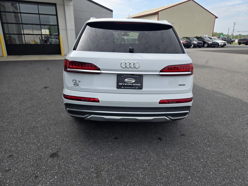 Used 2021 Audi Q7 3.0T Premium w/ Convenience Package image 4