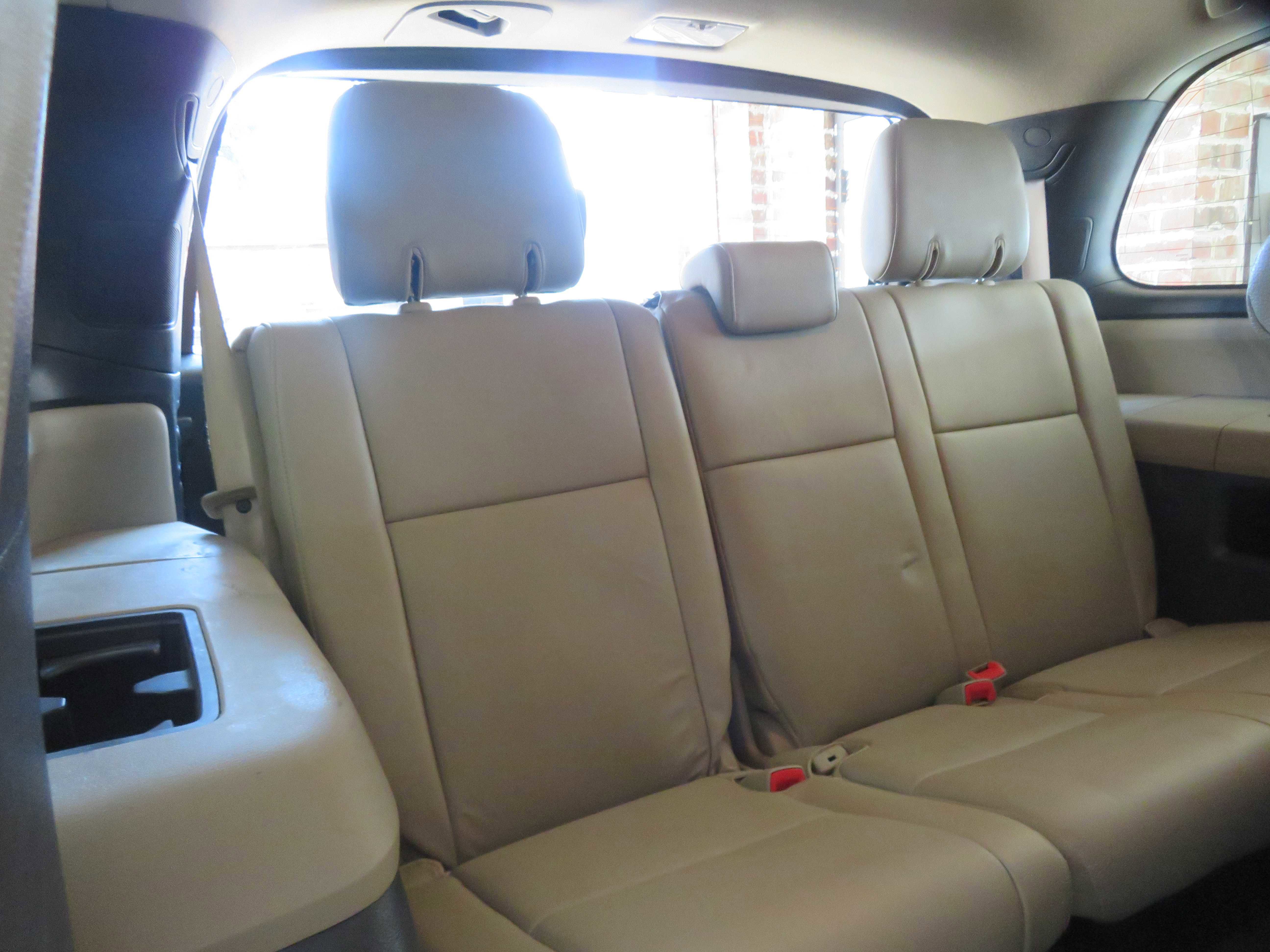 Used 2015 Toyota Sequoia SR5 w/ Premium Package image 25