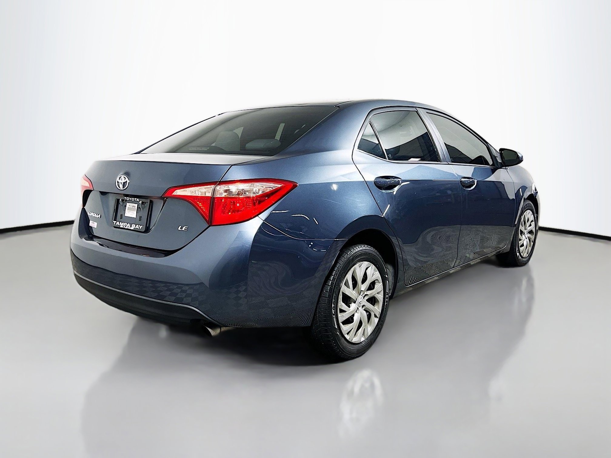 Used 2019 Toyota Corolla LE FWD image 4