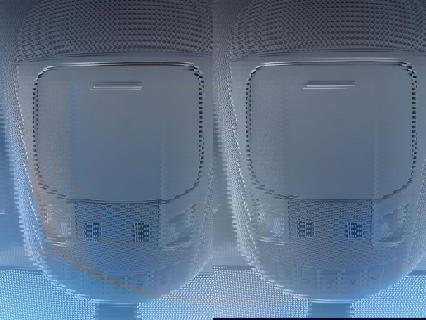 Used 2022 Ford Edge Titanium image 22