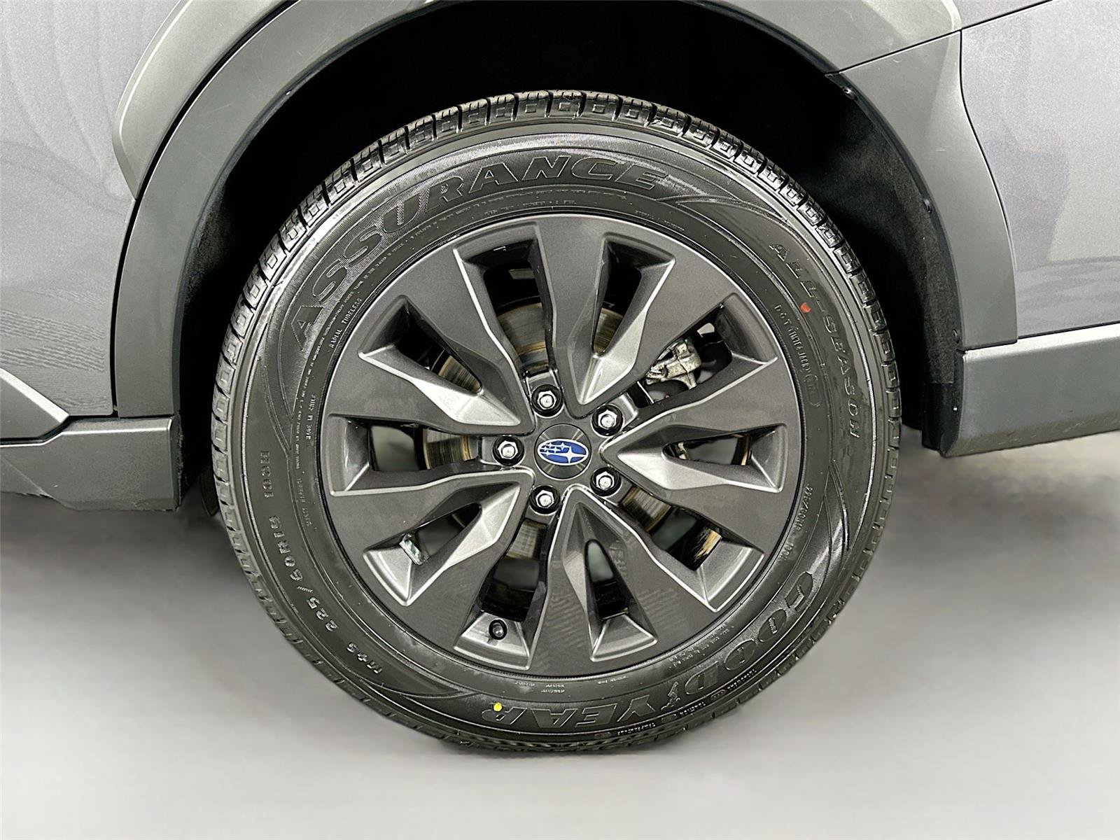 Used 2025 Subaru Outback Onyx Edition AWD/4WD image 30