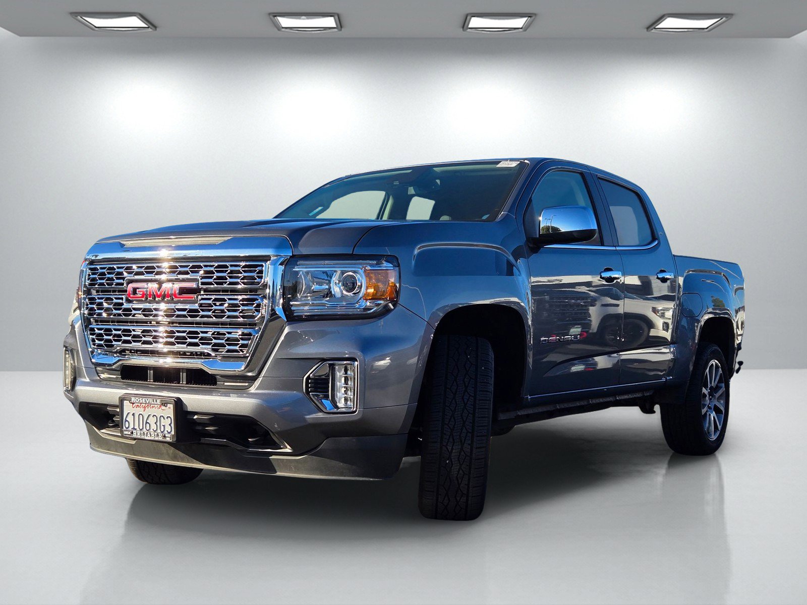 Used 2021 GMC Canyon Denali image 7