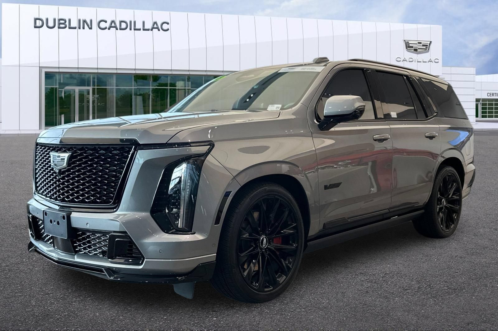 Certified 2025 Cadillac Escalade V w/ LPO, ONYX Package AWD/4WD image 8