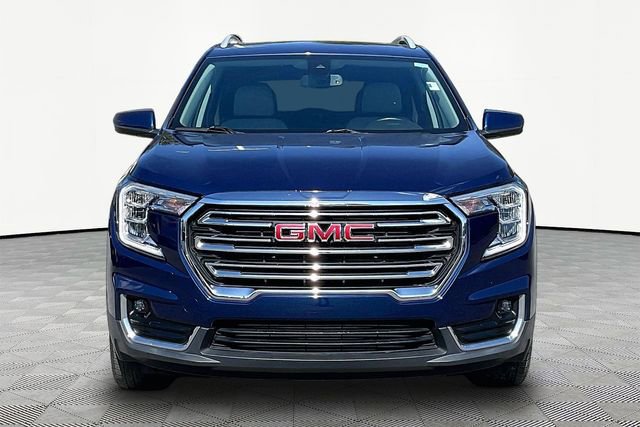 Used 2023 GMC Terrain SLT w/ LPO, Floor Liner Package FWD video 2