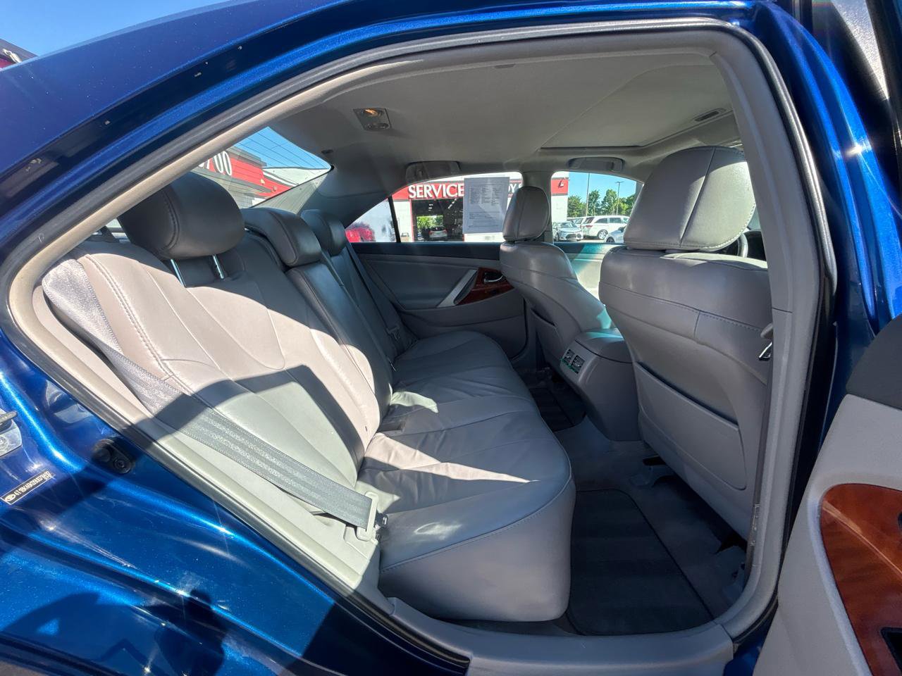 Used 2009 Toyota Camry XLE FWD image 12