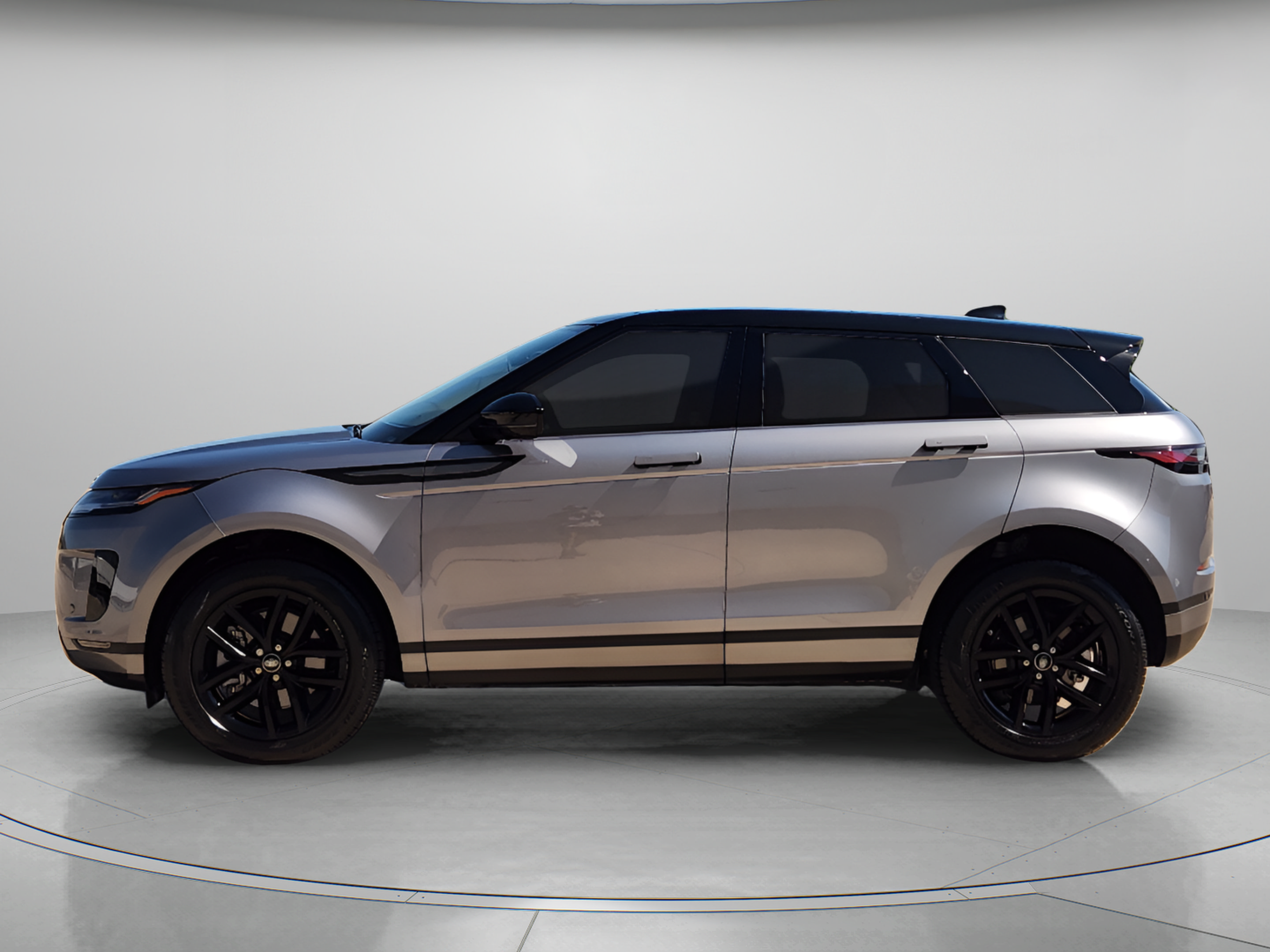 Certified 2026 Land Rover Range Rover Evoque S AWD/4WD image 2