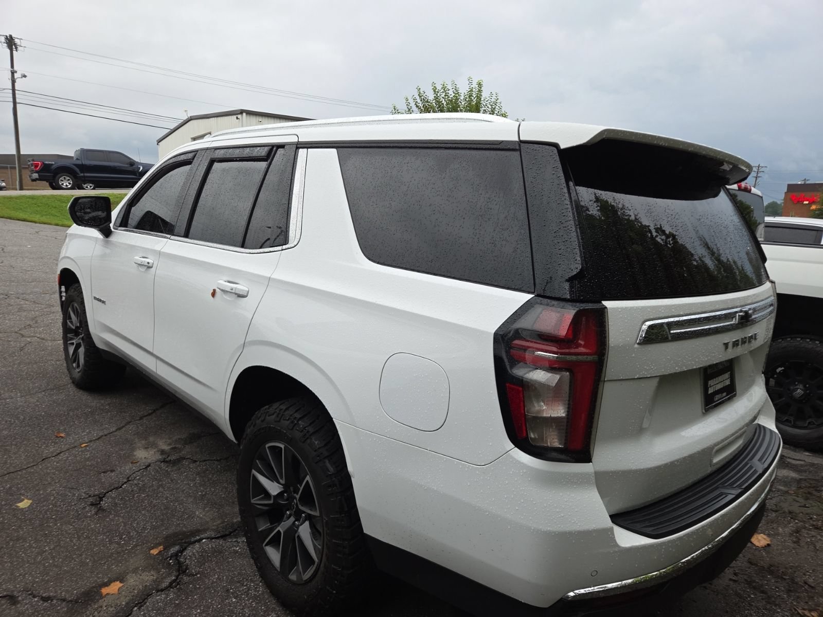 Used 2022 Chevrolet Tahoe LS AWD/4WD image 6