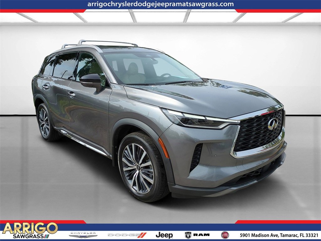Used 2023 INFINITI QX60 Sensory w/ Cargo Package