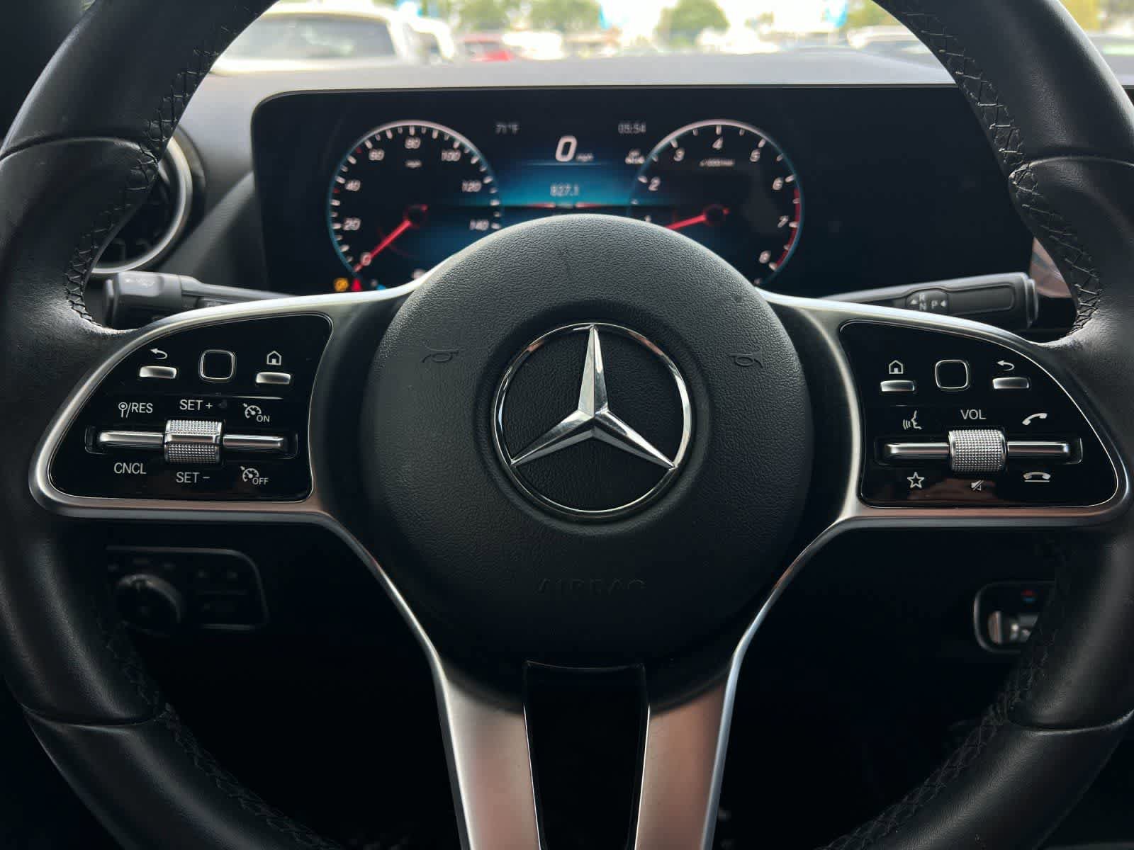 Used 2023 Mercedes-Benz GLA 250 image 24