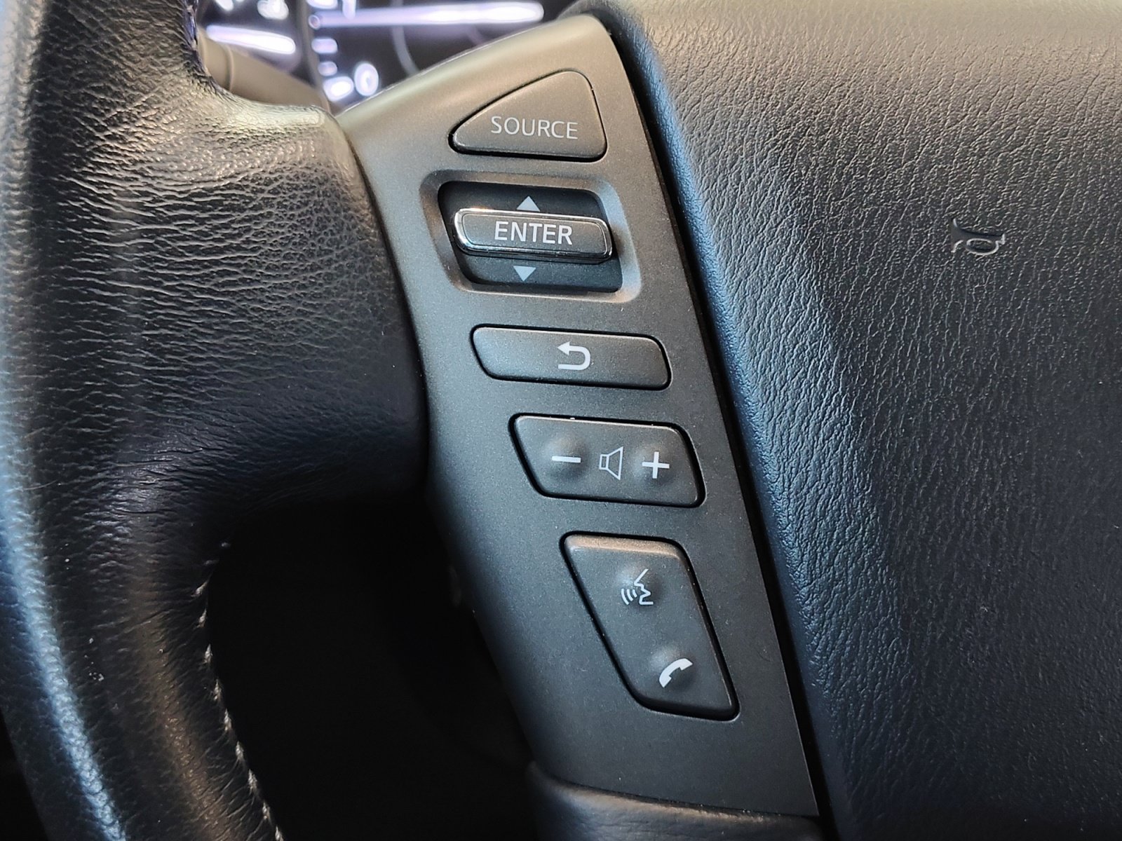Used 2019 Nissan Armada Platinum w/ Captain's Chairs Package AWD/4WD image 21