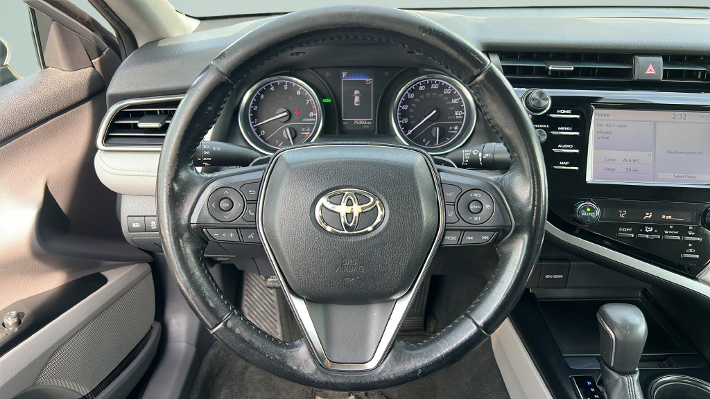 Used 2019 Toyota Camry SE w/ Convenience Package FWD image 16
