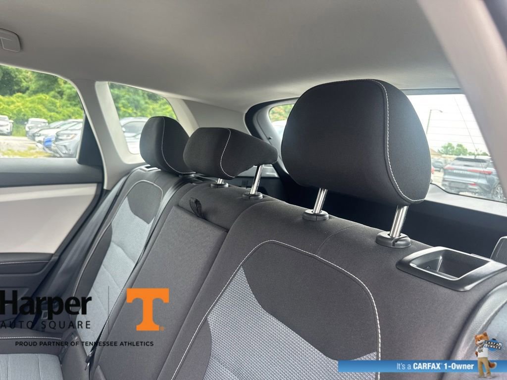 Used 2025 Volkswagen Taos S FWD image 9