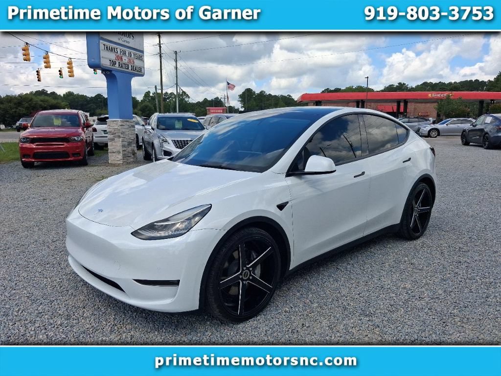 Used 2021 Tesla Model Y Long Range AWD/4WD image 1