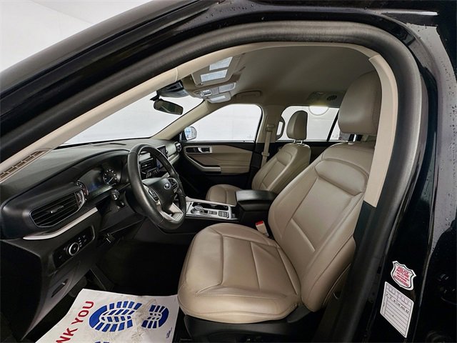 Used 2024 Ford Explorer XLT w/ Equipment Group 202A image 20