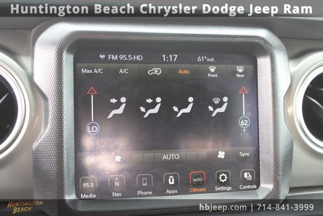 Used 2023 Jeep Wrangler Sahara image 23