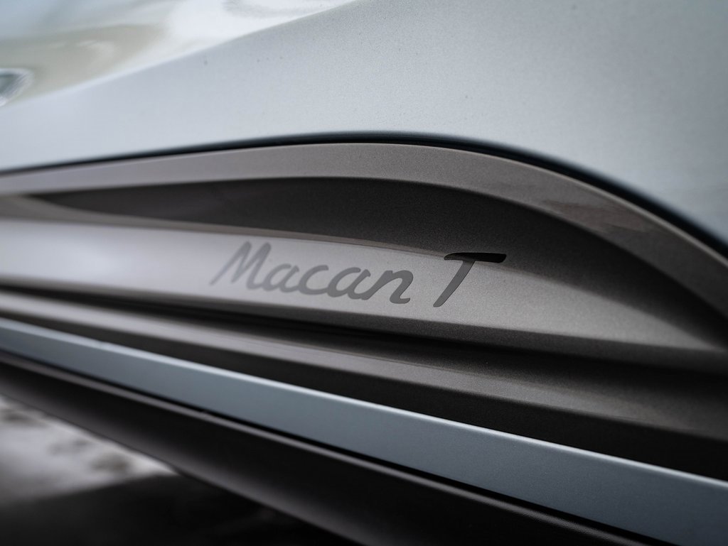 New 2026 Porsche Macan Turbo image 16