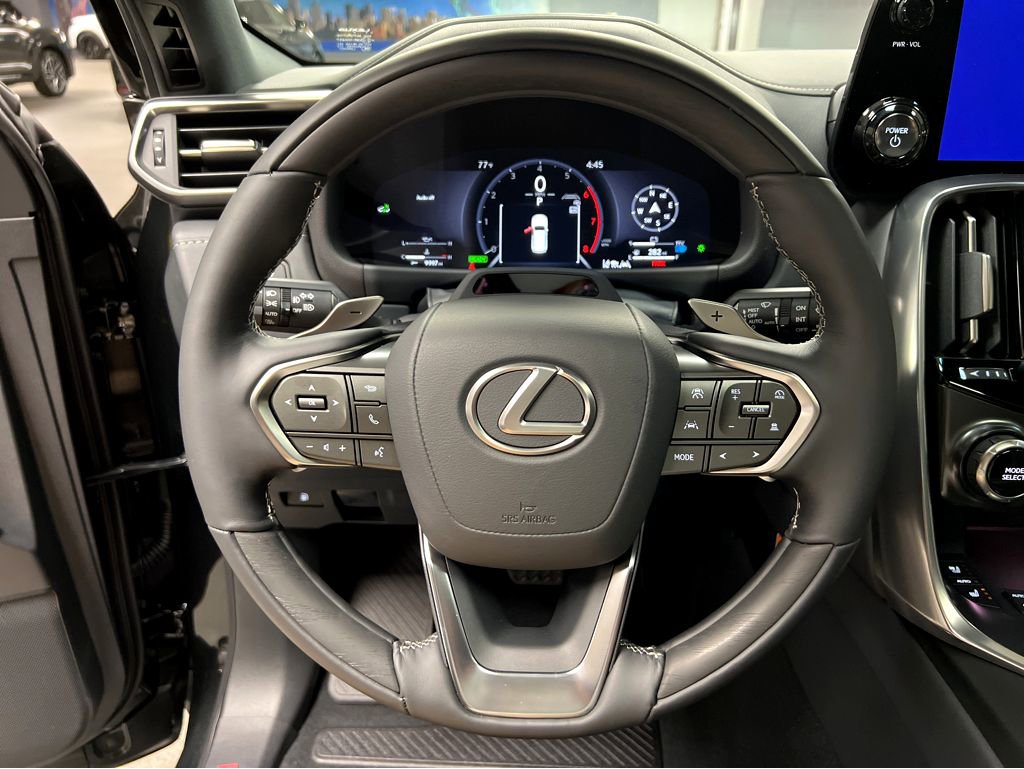 New 2026 Lexus LX 700h Luxury image 11