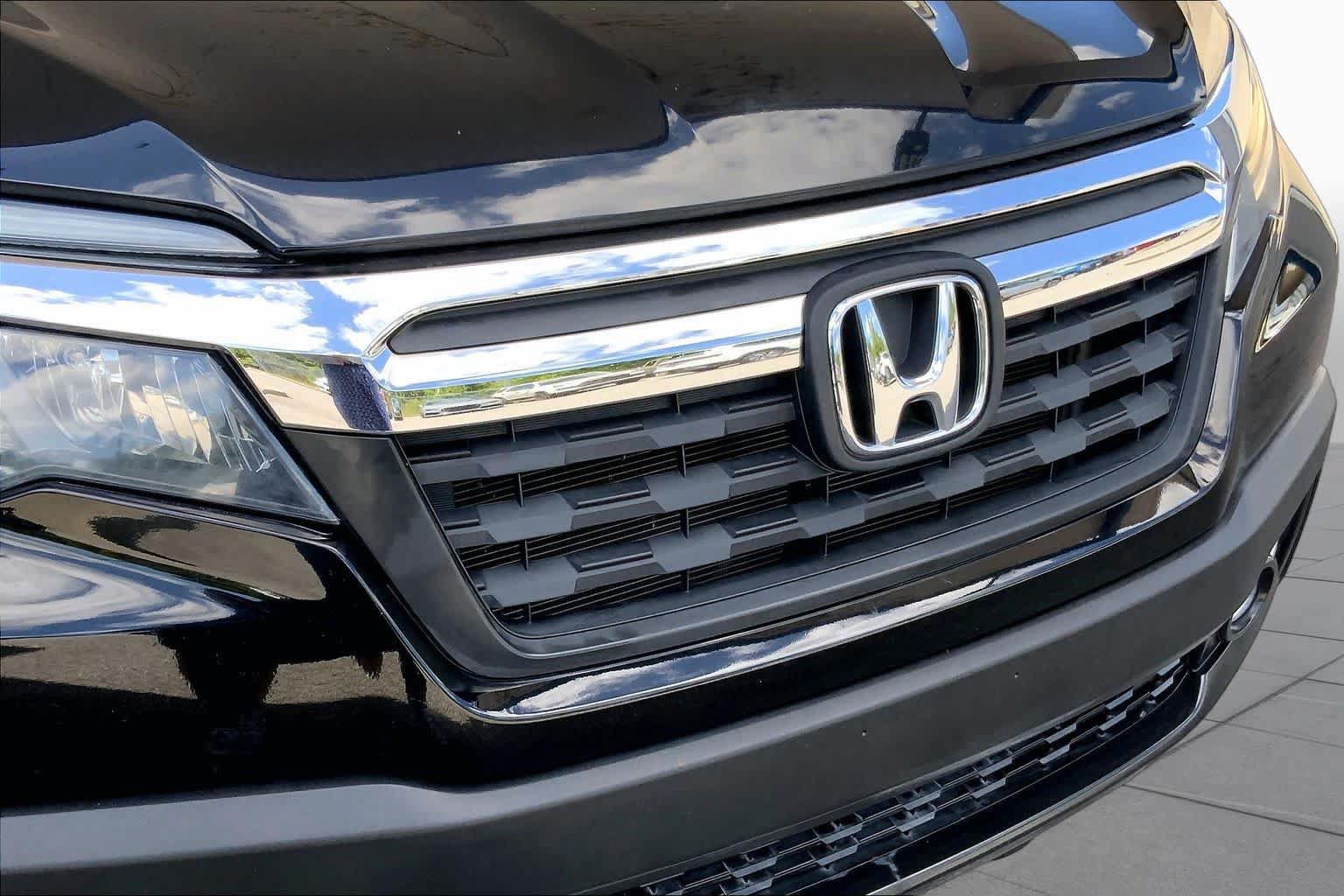 Used 2017 Honda Ridgeline RTL-T image 31
