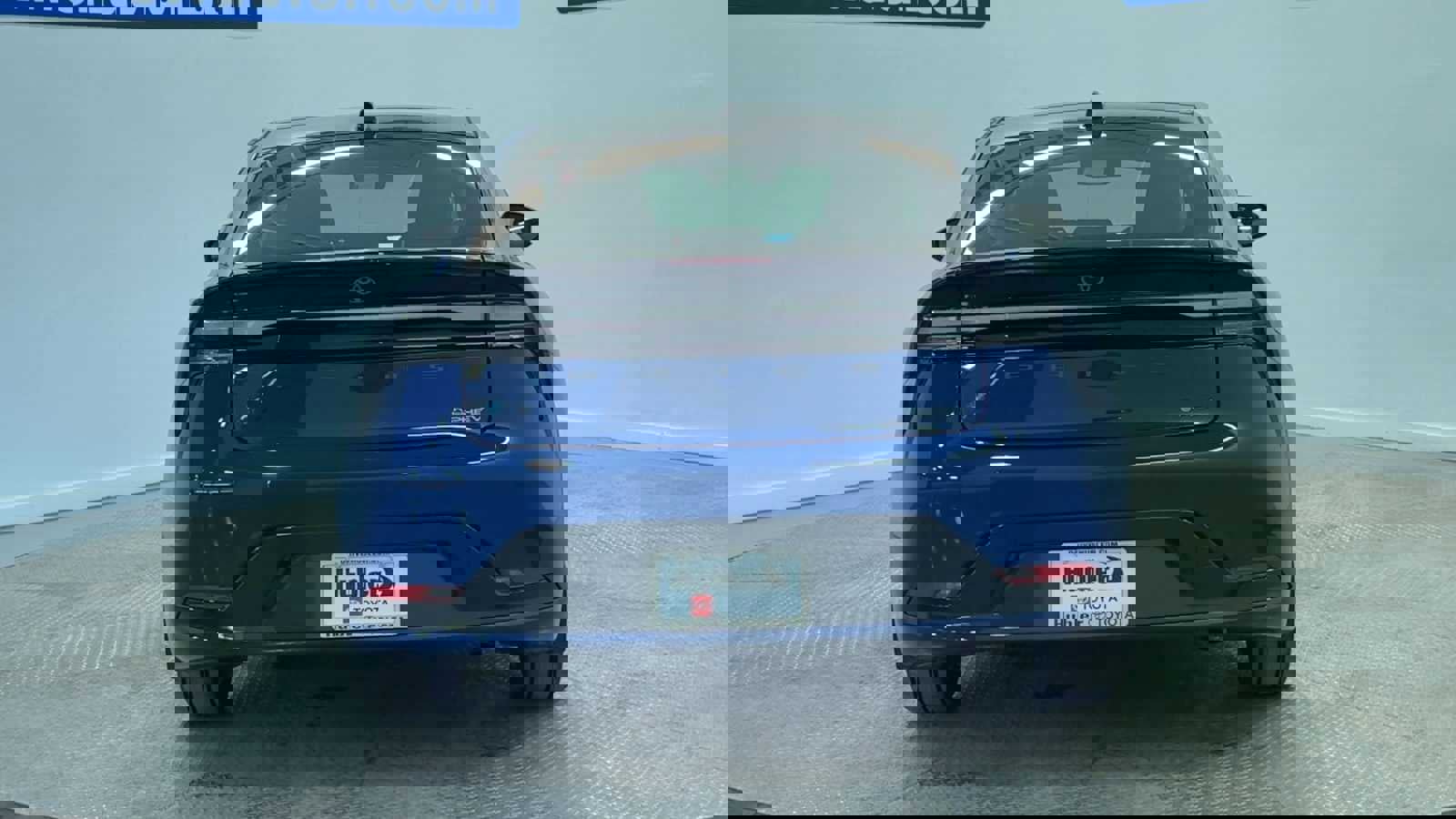 New 2026 Toyota Prius Plug-In Hybrid image 7