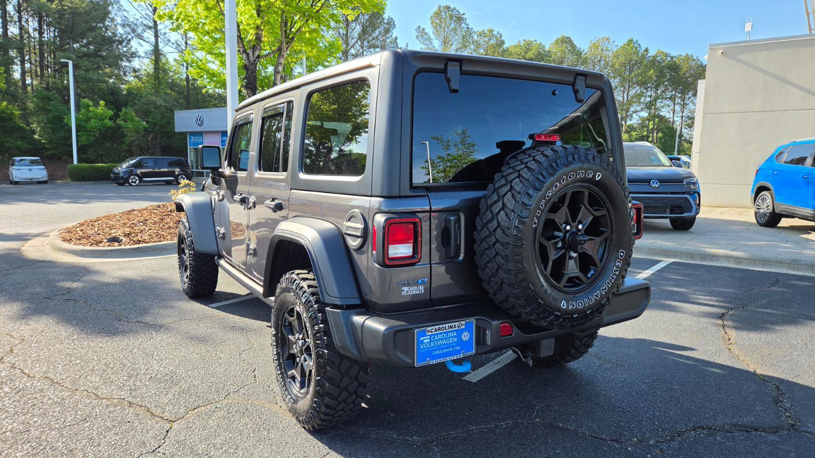 Used 2023 Jeep Wrangler Unlimited w/ Cold Weather Group image 4