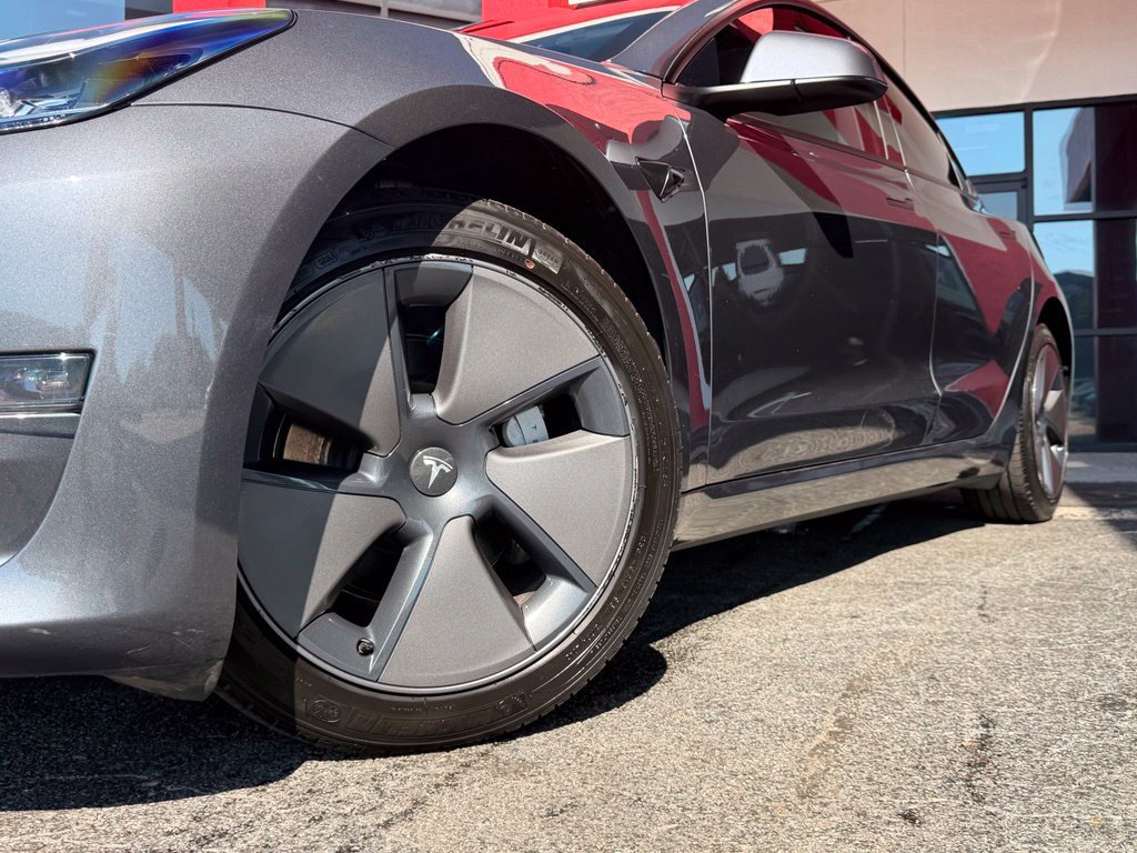 Used 2023 Tesla Model 3 Standard Range RWD image 2