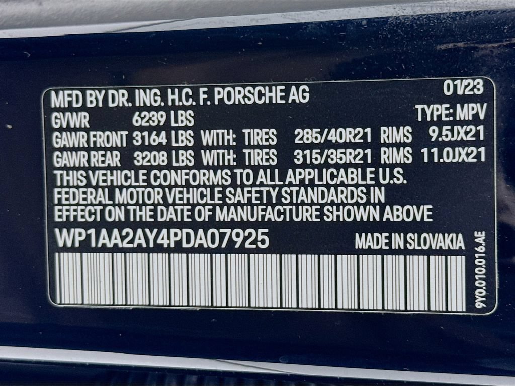 Certified 2023 Porsche Cayenne Platinum Edition AWD/4WD image 33