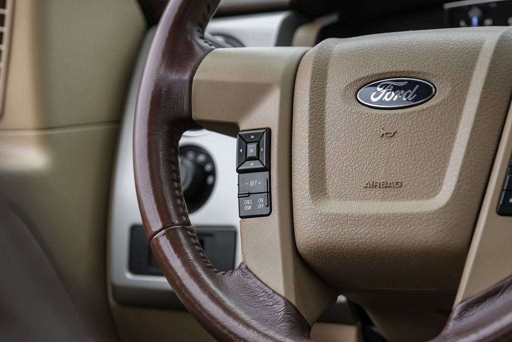 Used 2014 Ford F150 King Ranch w/ King Ranch Luxury Package RWD image 16
