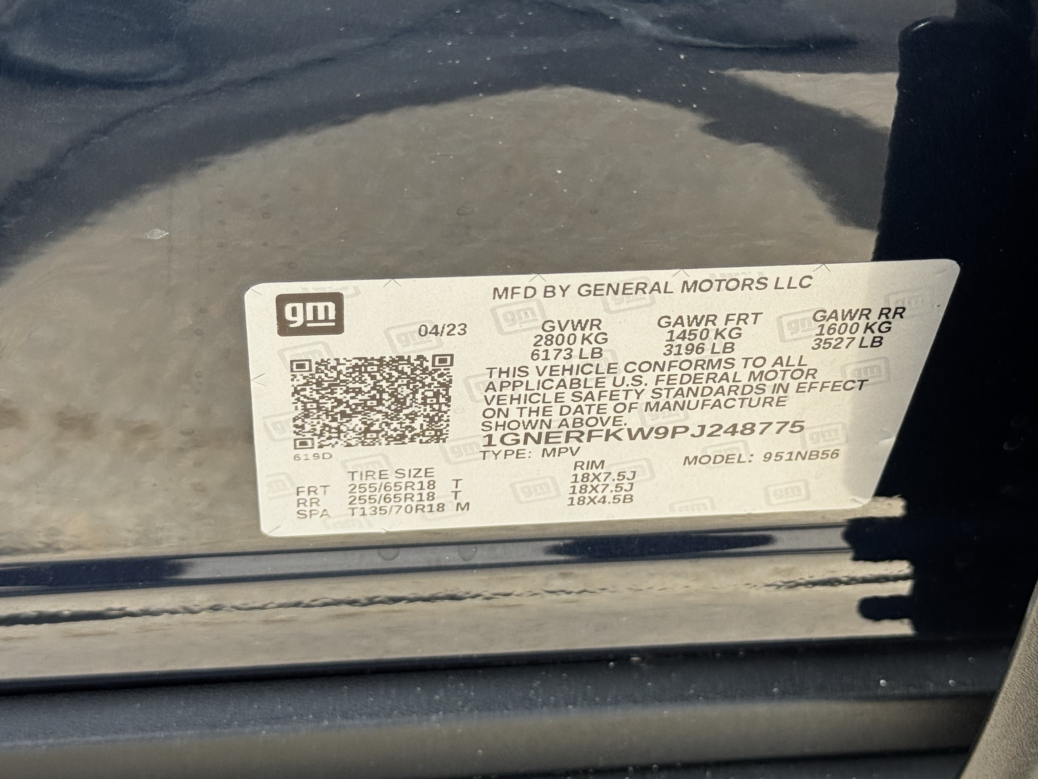 Used 2023 Chevrolet Traverse LS w/ Safety Package FWD image 31