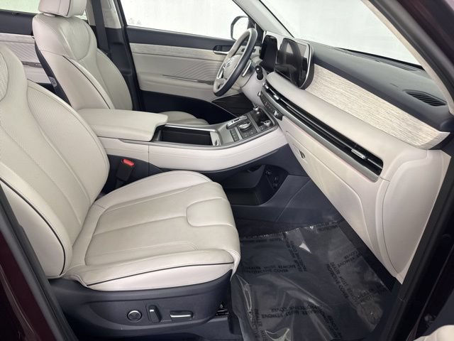 Certified 2024 Hyundai Palisade Calligraphy AWD/4WD image 28