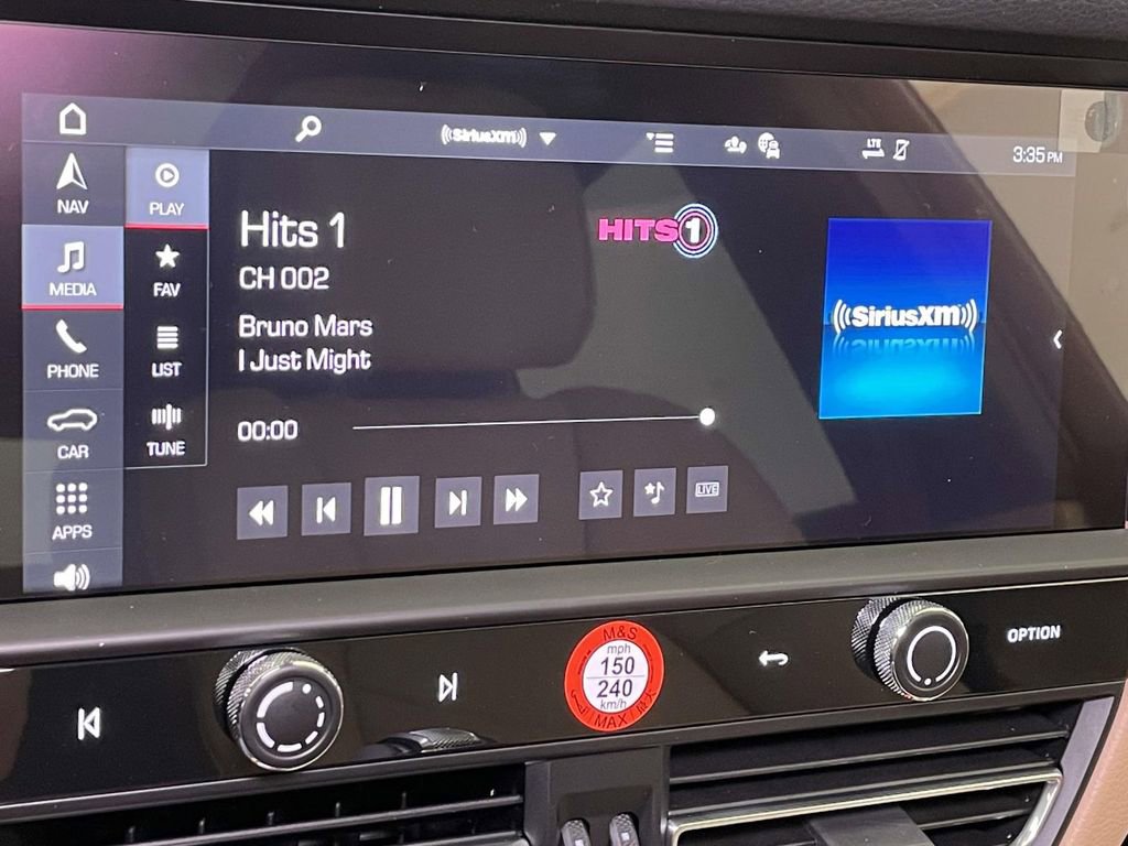 New 2026 Porsche Macan image 31