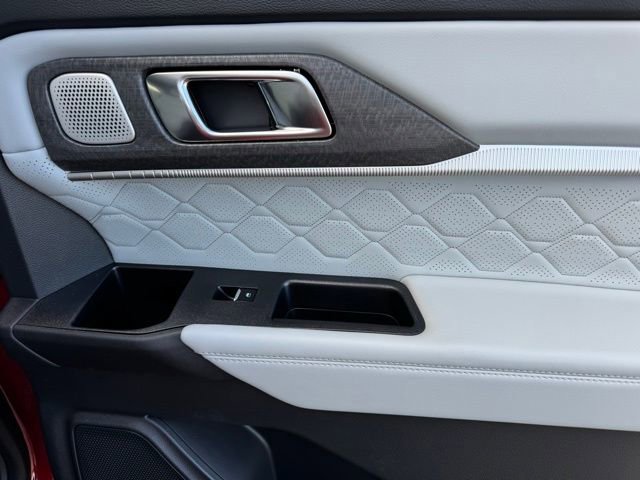 New 2026 Ford Explorer Platinum w/ LUX Leather Package image 17