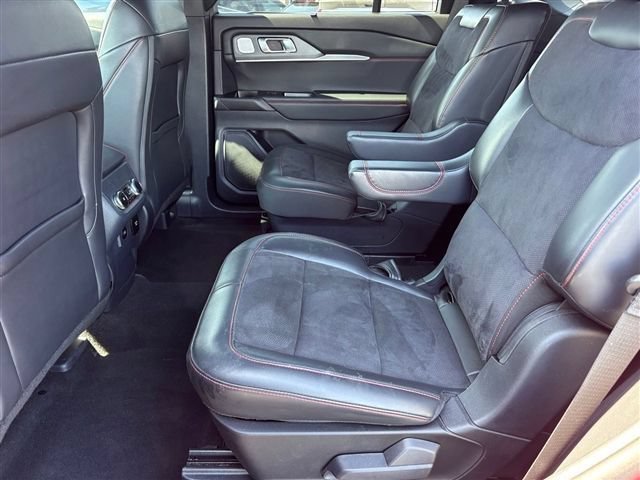 Certified 2025 Ford Explorer ST AWD/4WD image 16