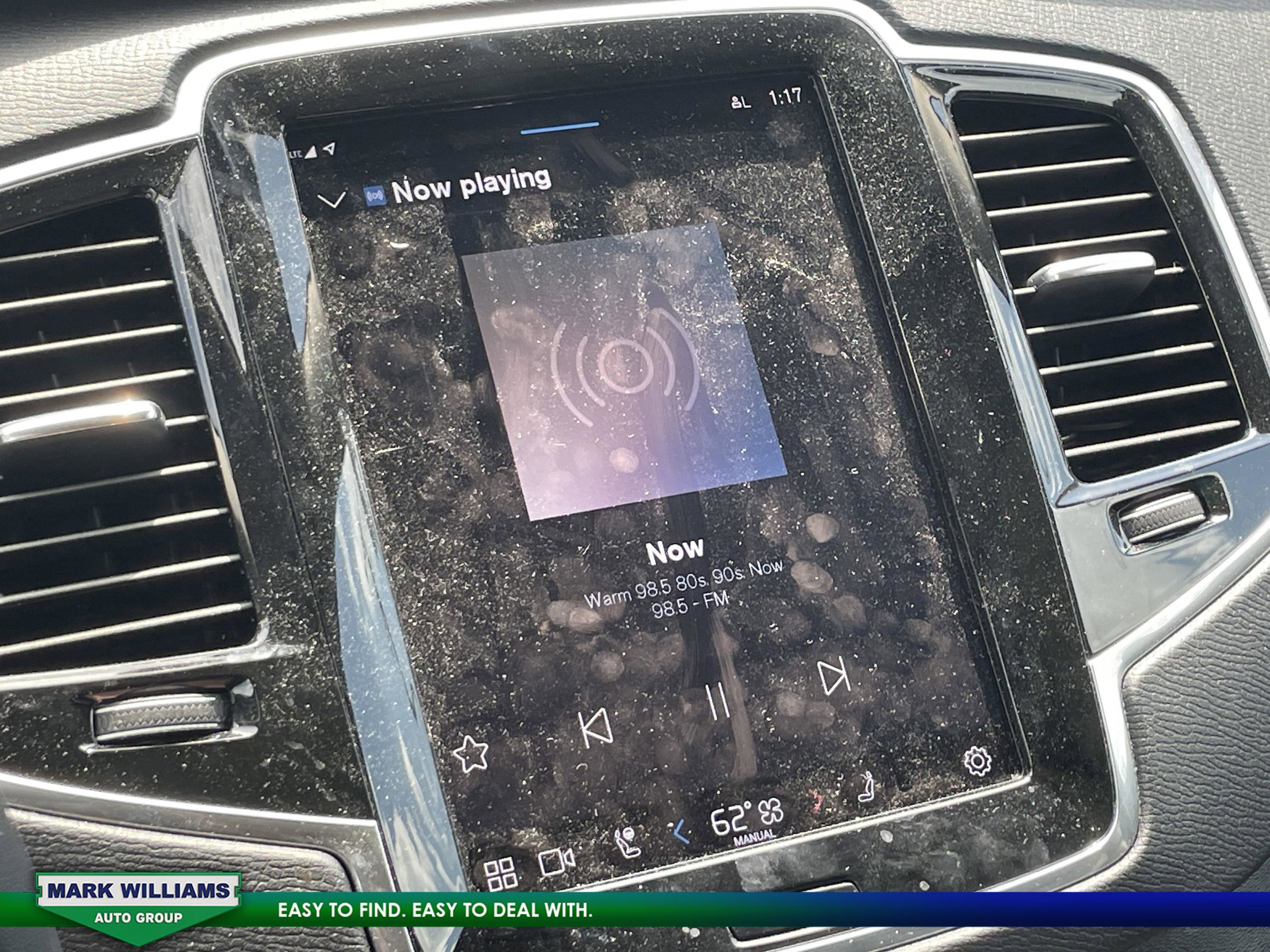 Used 2023 Volvo XC90 T8 Plus image 18