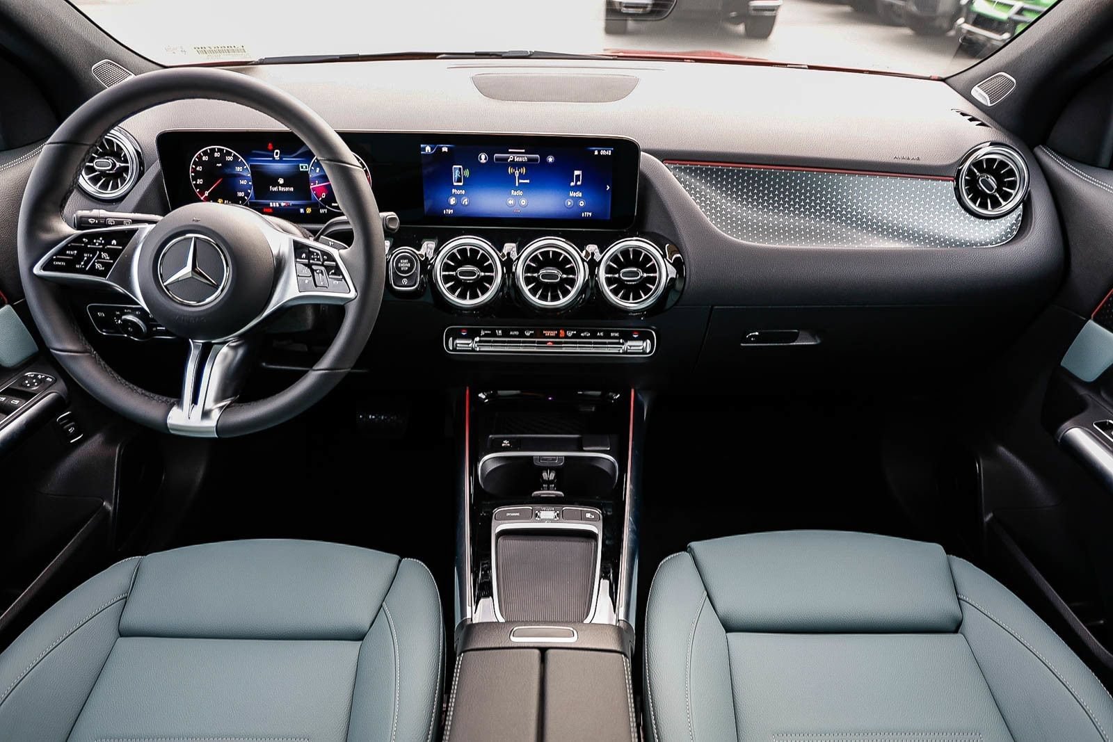 New 2026 Mercedes-Benz GLA 250 4MATIC image 11