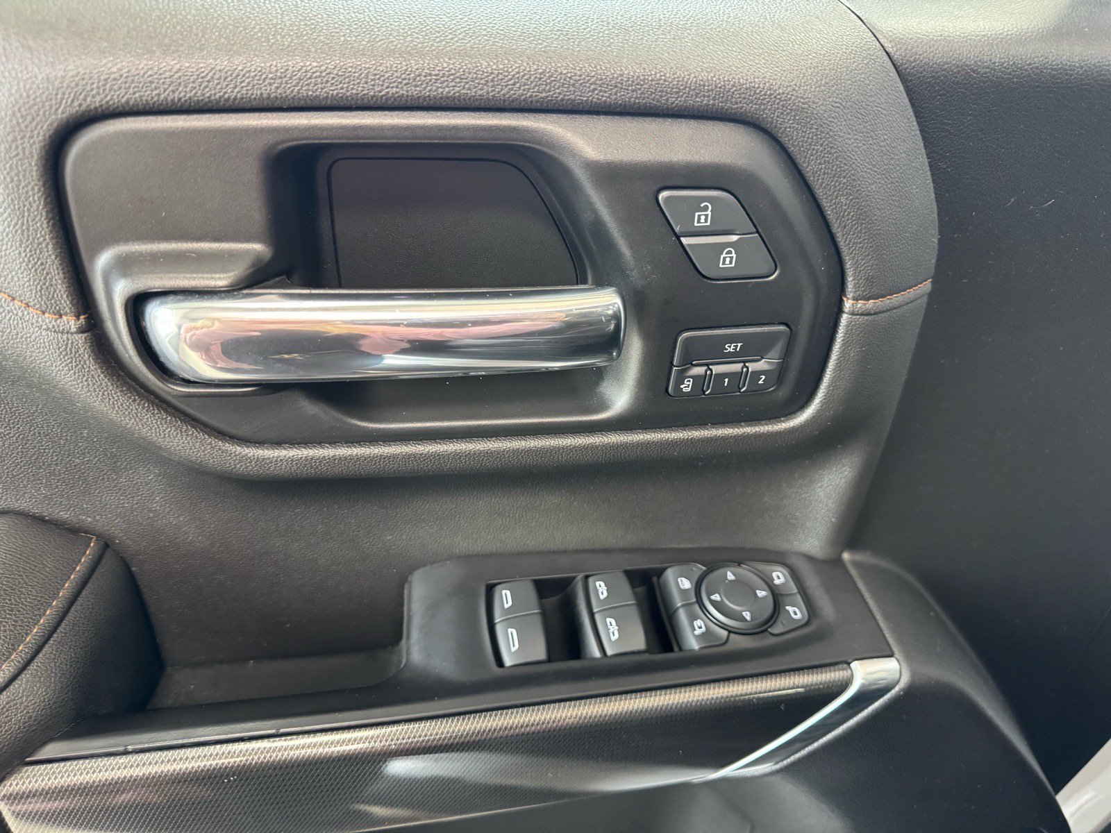 Used 2019 GMC Sierra 1500 AT4 w/ AT4 Premium Package AWD/4WD image 21