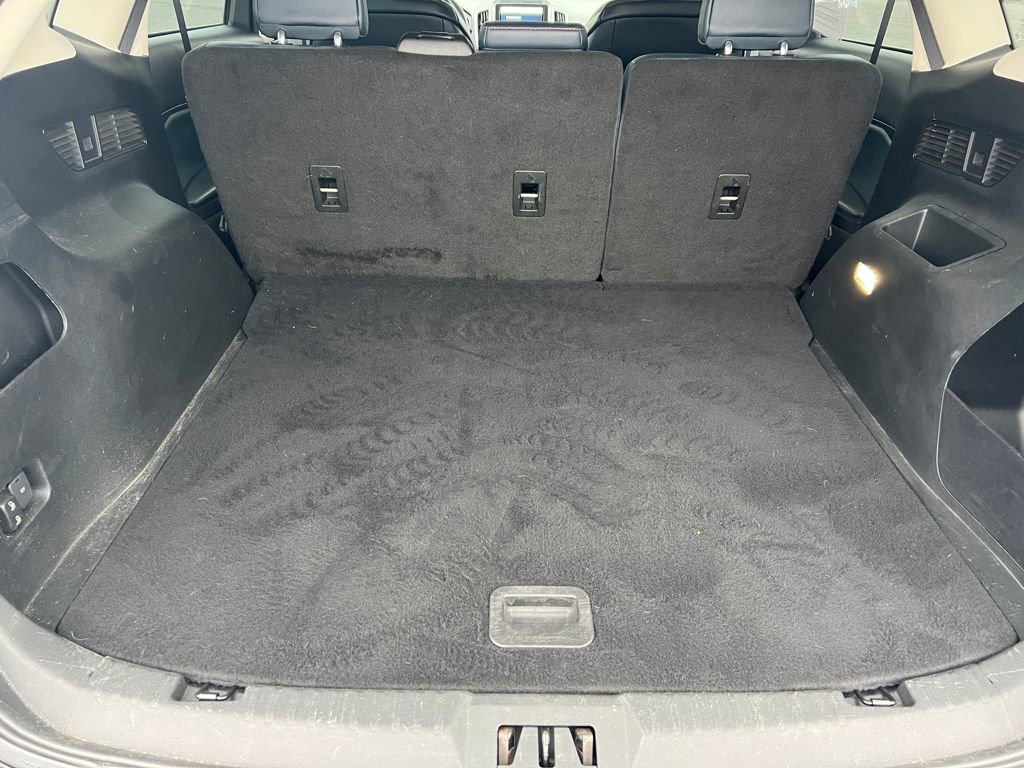 Used 2022 Ford Edge SEL w/ Sport Appearance Package image 16