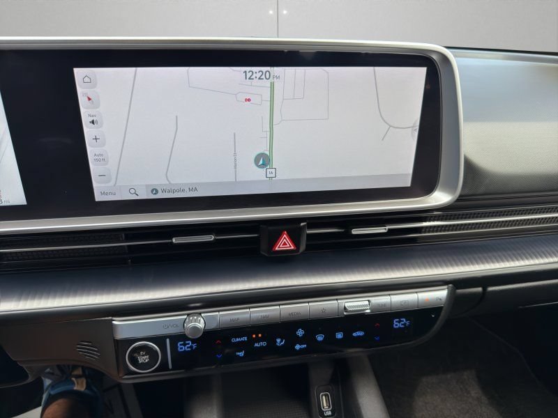 Used 2024 Hyundai Ioniq 6 SE AWD image 16