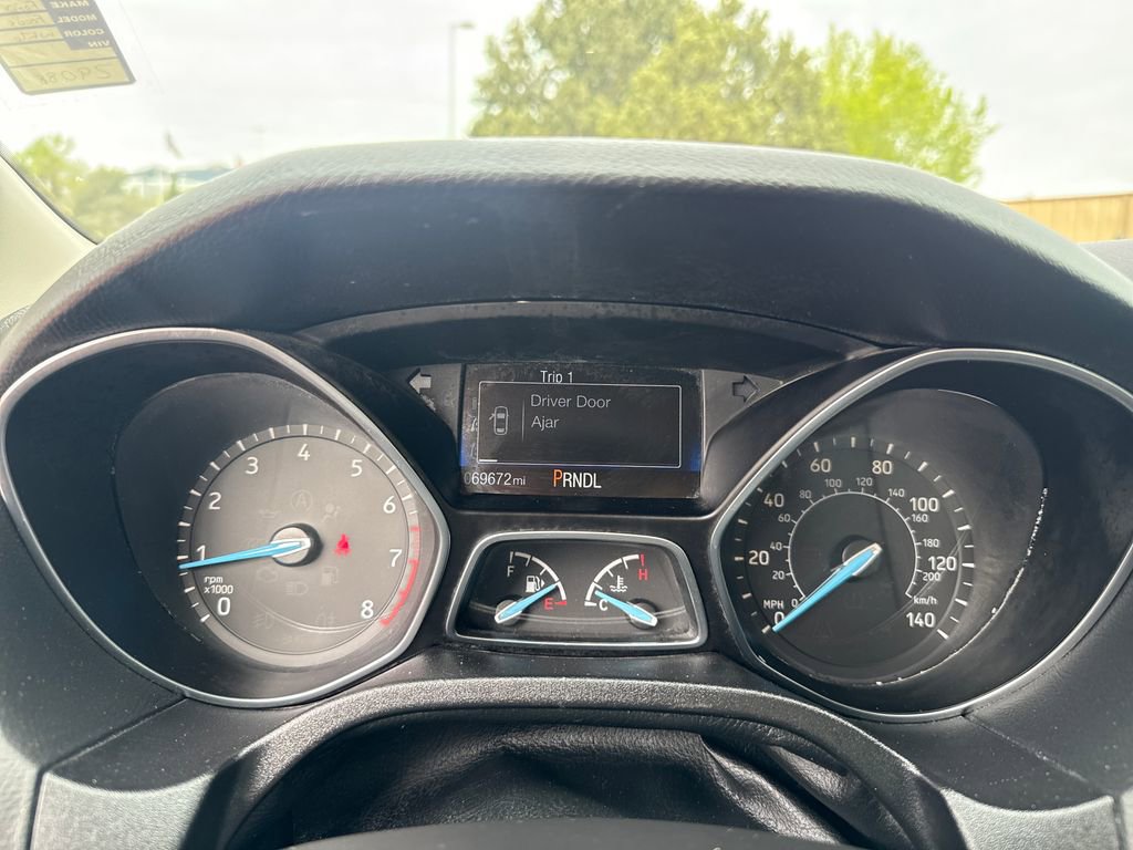 Certified 2018 Ford Focus S FWD image 15