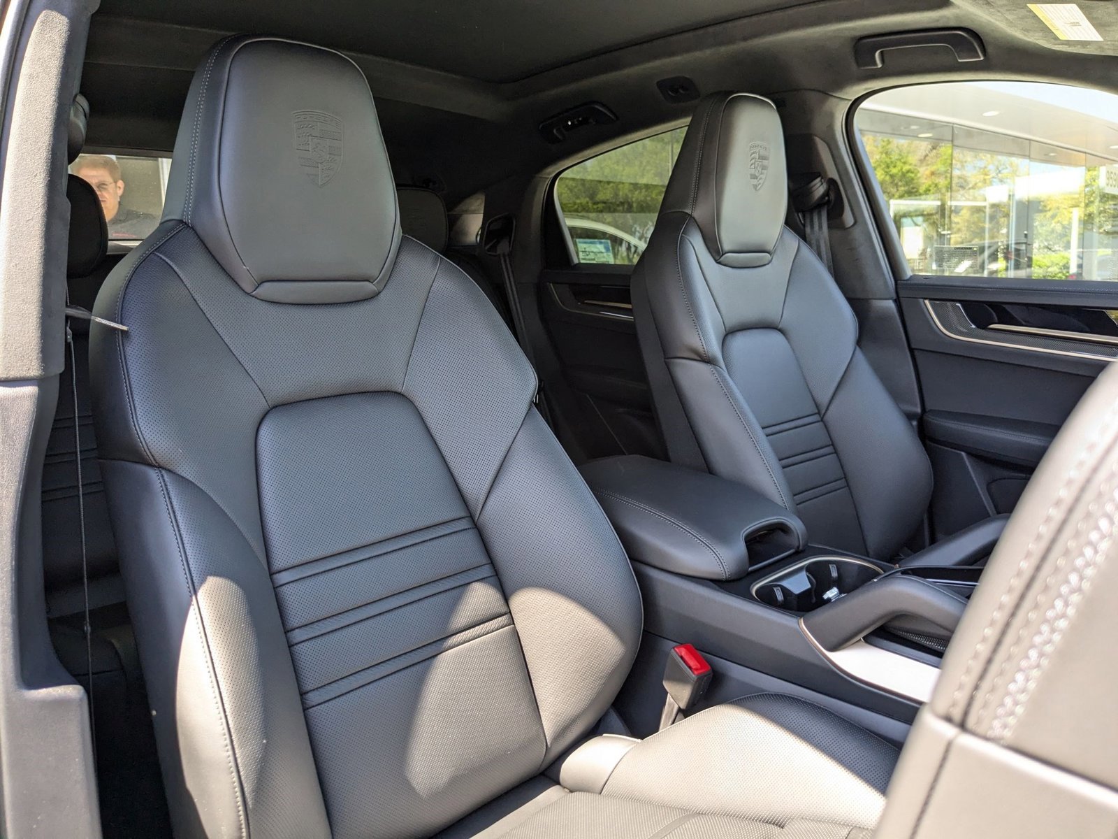 New 2025 Porsche Cayenne Turbo AWD/4WD image 26
