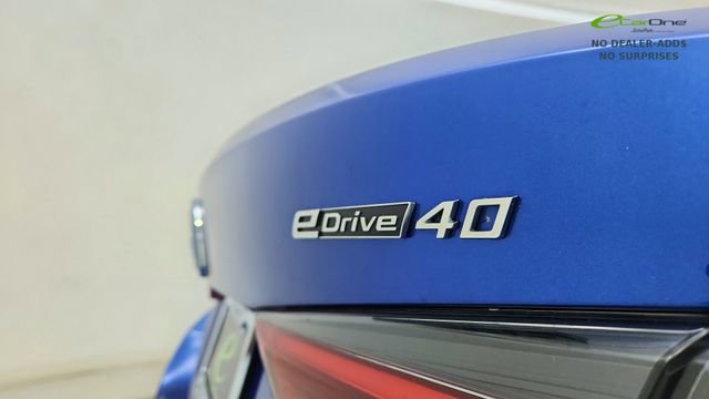 Used 2025 BMW i4 eDrive40 w/ M Sport Package RWD image 18