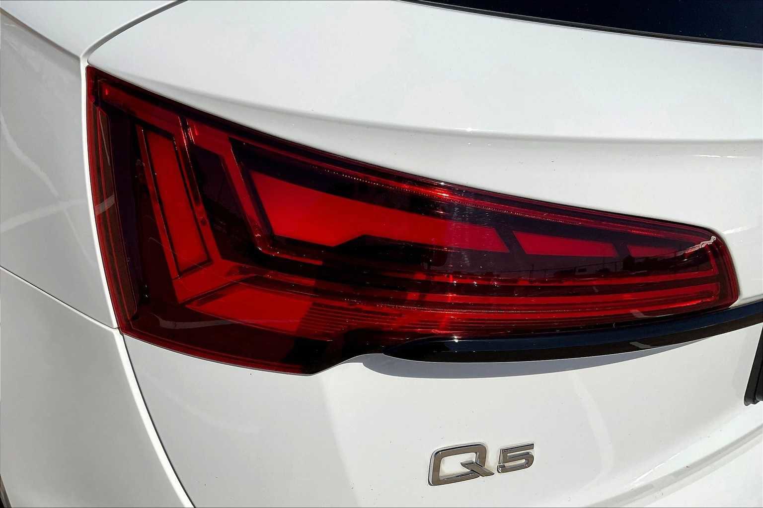 Used 2022 Audi Q5 2.0T Premium Plus image 32