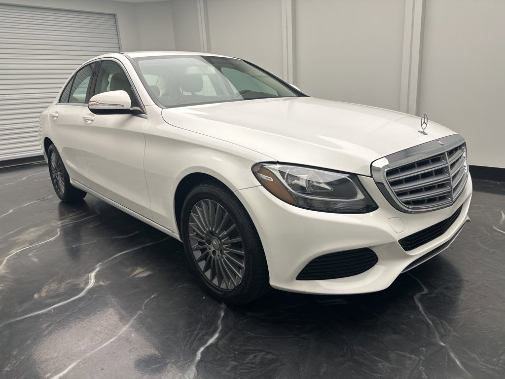 Used 2015 Mercedes-Benz C 300 Sedan w/ Luxury Package image 2