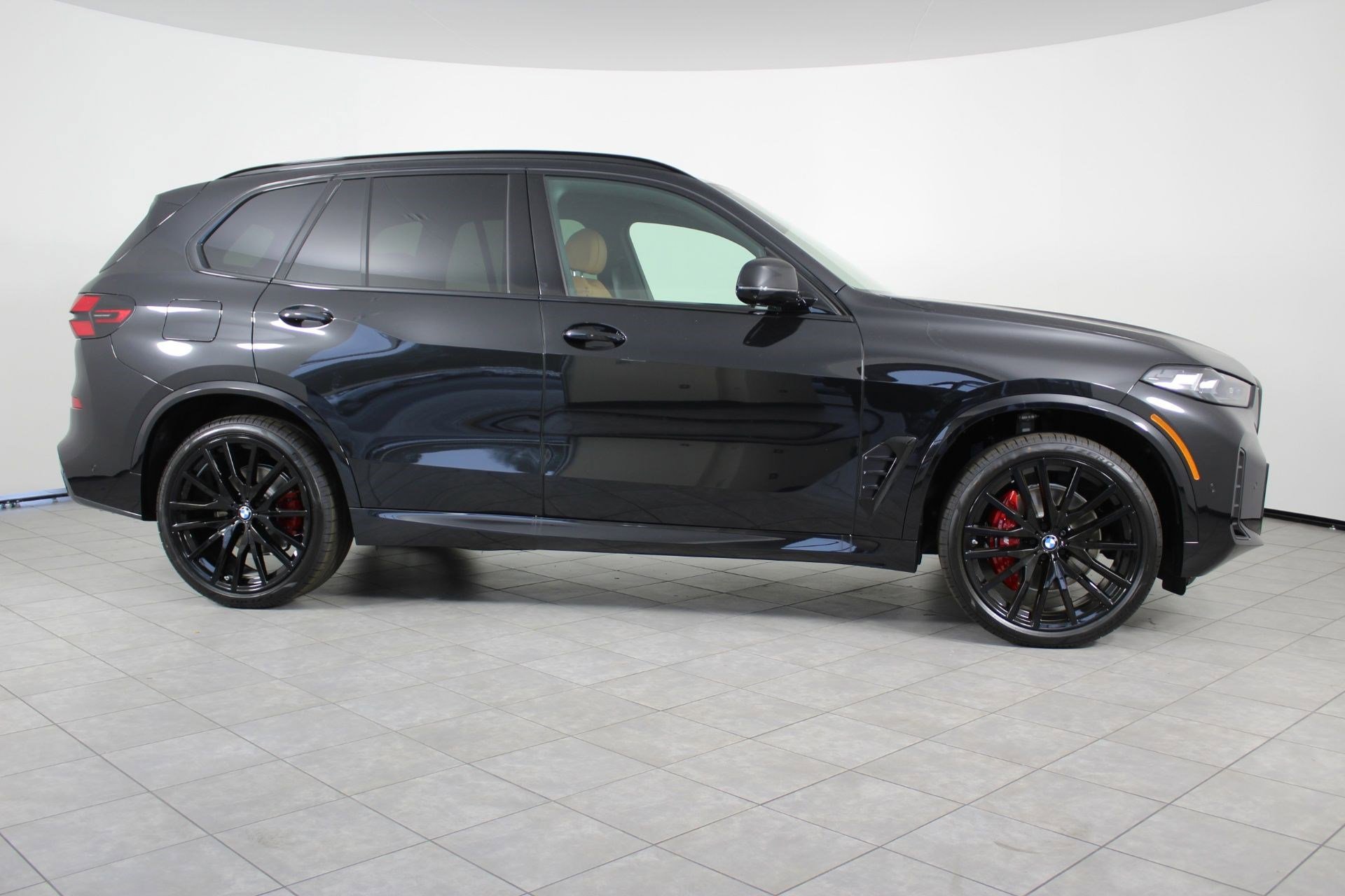 New 2026 BMW X5 xDrive40i AWD/4WD image 8