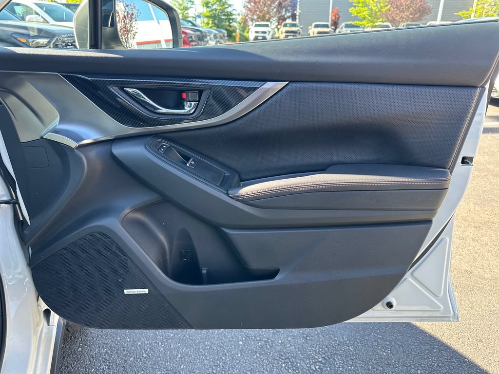 Used 2019 Subaru Crosstrek 2.0i Limited w/ Moonroof Package w/Navigation AWD/4WD image 16
