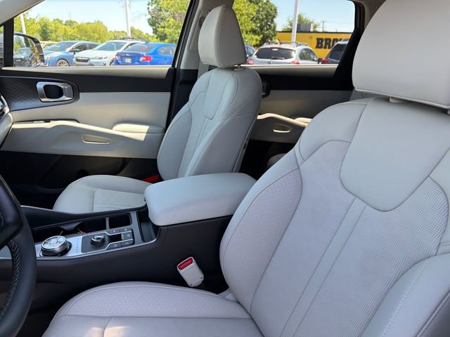 New 2026 Kia Sorento EX FWD image 17