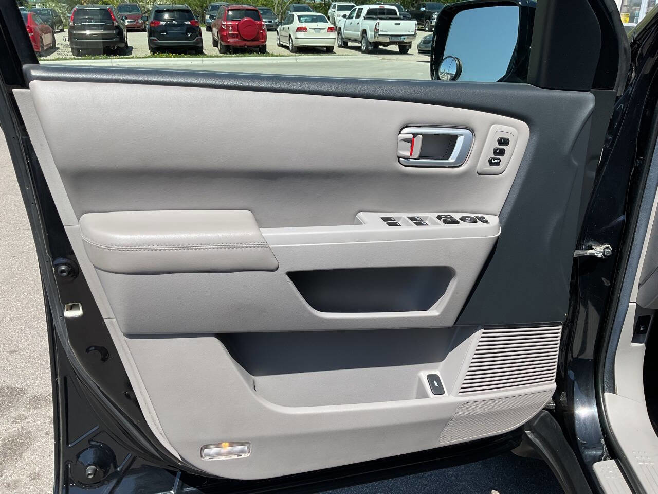 Used 2013 Honda Pilot Touring image 28