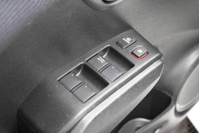 Used 2010 Honda Fit Sport image 9
