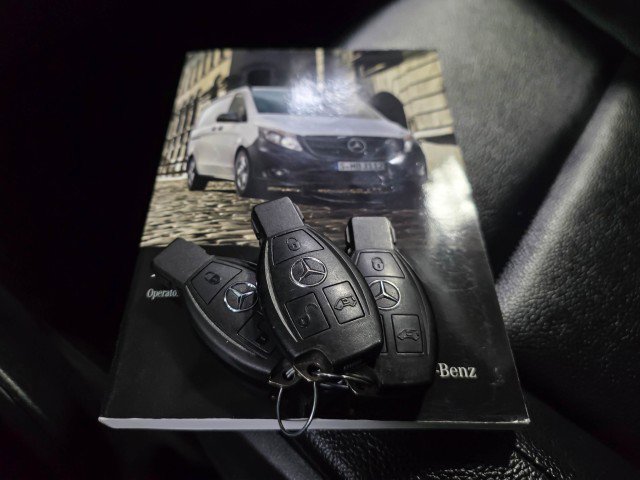 Used 2016 Mercedes-Benz Metris Passenger image 35